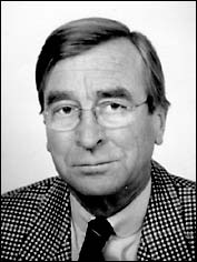 Dr. Lutz Hötzl