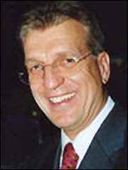 Mag. Burkhard Neumayer