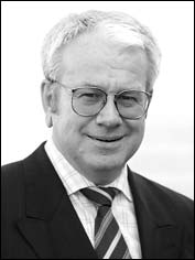 Dipl.-Ing. Ferdinand Schwingenschrot