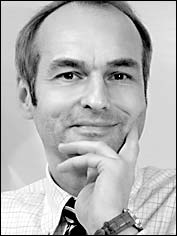 Ing. MMag. Christian Zwickl-Bernhard