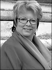 Mag. Anita Askin-Wicher