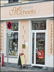 Michaela Neuburger Michaela Neuburger