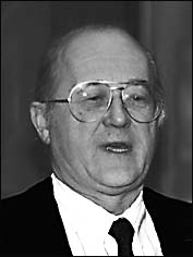 Prof. Dr. iur. Heinrich Freiherr von Lersner