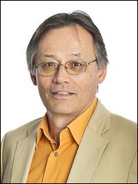 Dr. Ewald H. Moser Dr. Ewald H. Moser