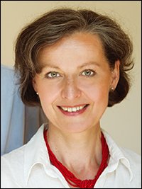 Dr. Marcella Zauner-Grois