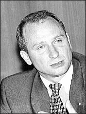 Dr. Kurt Weinberger Dr. Kurt Weinberger