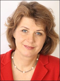 Dr. Gabriele Zuna-Kratky