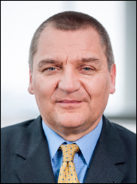 Dr. Michael Outschar Dr. Michael Outschar