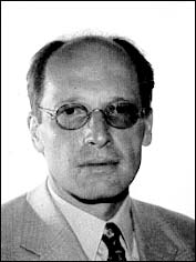 Mag. Maximilian Veltzé