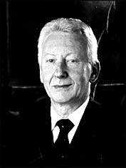 KommR. Wolfgang P. Rainer KommR. Wolfgang P. Rainer