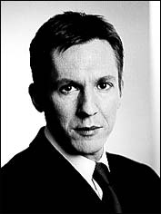 Dr. Christoph Scharff Dr. Christoph Scharff