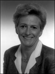 Dipl.-Kfm. Annette Schmidt Dipl.-Kfm. Annette Schmidt