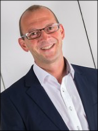 Mag. Oliver Hofbauer