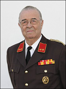 Georg Hoffmann Georg Hoffmann