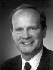 Dr. Peter Riedmann Dr. Peter Riedmann