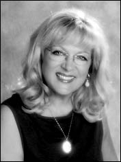 Anneliese Schmucker Anneliese Schmucker