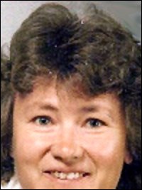 Dr. Eva Szaivert Dr. Eva Szaivert