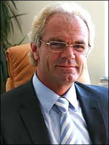 KommR.  Anton Schrammel