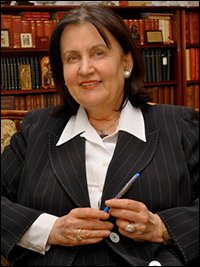 Dr. iur. Eva Maria Barki