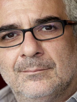 Michael Niavarani | Kultur-Ikone & Bestsellerautor